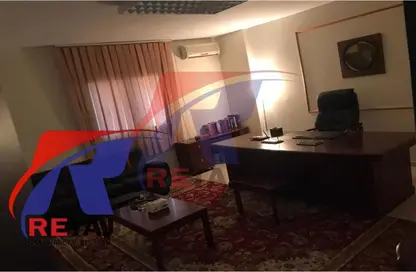 شقة - 3 غرف نوم - 2 حمامات للبيع في شارع عباس العقاد - المنطقة الأولى - مدينة نصر - القاهرة