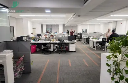 مساحات مكتبية - استوديو - 8 حمامات للايجار في شارع 70 - الحي الثاني - التجمع الخامس - مدينة القاهرة الجديدة - القاهرة