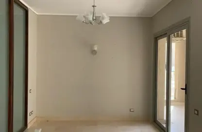 Apartment - 2 Bedrooms - 2 Bathrooms for rent in Palm Hills Village Gate - South Investors Area - New Cairo City - Cairo