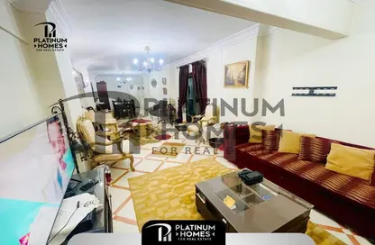 Apartment - 2 Bedrooms - 1 Bathroom for sale in Zezenia - Hay Sharq - Alexandria