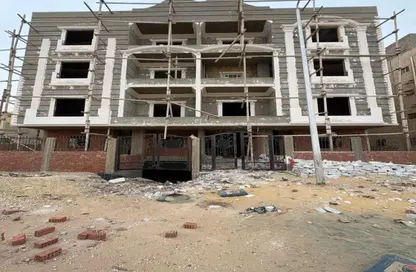 Apartment - 3 Bedrooms - 3 Bathrooms for sale in 4th Neighborhood - 4th Area - Shorouk City - Cairo