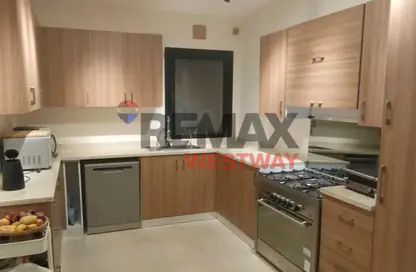 شقة - 3 غرف نوم - 3 حمامات للايجار في أو ويست - كمبوندات 6 أكتوبر - مدينة 6 أكتوبر - الجيزة