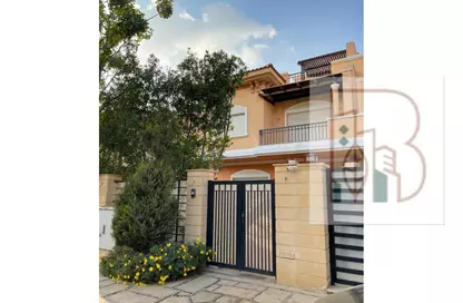 Twin House - 3 Bedrooms - 4 Bathrooms for rent in Galleria Moon Valley - South Investors Area - New Cairo City - Cairo