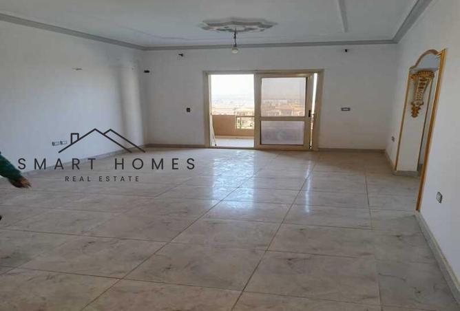 8073427 - Property Image 3