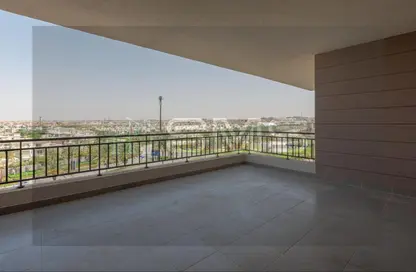 شقة - 4 غرف نوم - 3 حمامات للايجار في شارع دكتور ياسين عبد الغفار - المنطقة ج - حى جنوب الاكايمية - مدينة القاهرة الجديدة - القاهرة