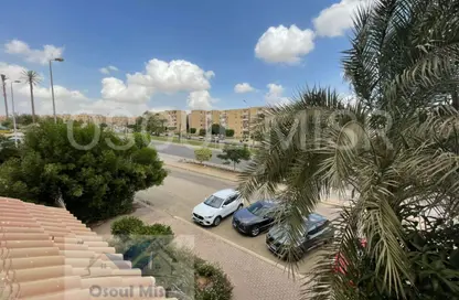 Apartment - 2 Bedrooms - 2 Bathrooms for sale in 9th District - Sheikh Zayed City - Giza