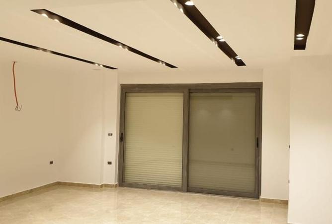 8233405 - الصورة الرئيسية للعقار