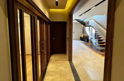 Penthouse - 3 Bedrooms - 3 Bathrooms for sale in Fifth Square - The 5th Settlement - New Cairo City - Cairo Penthouse - 3 Bedrooms - 3 Bathrooms for sale in Fifth Square - The 5th Settlement - New Cairo City - Cairo