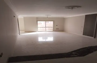 Apartment - 3 Bedrooms - 3 Bathrooms for sale in El Narges Buildings - Al Narges - New Cairo City - Cairo