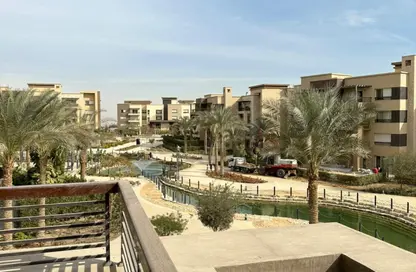 Apartment - 3 Bedrooms - 3 Bathrooms for sale in New Giza - Cairo Alexandria Desert Road - 6 October City - Giza