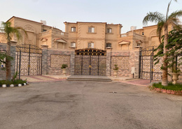 Villa - 8 bedrooms for للبيع in Al Mushir Abu Ghazaleh St. - Golf City - Obour City - Qalyubia