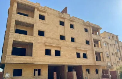 Apartment - 2 Bedrooms - 1 Bathroom for sale in Abou El Houl - New Cairo City - Cairo