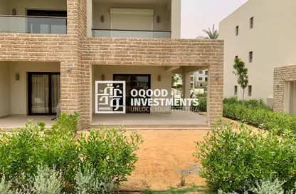 Chalet - 2 Bedrooms - 2 Bathrooms for sale in Azha - Al Ain Al Sokhna - Suez