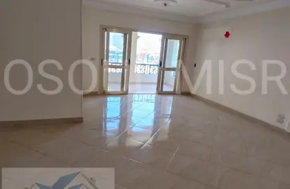 Apartment - 3 Bedrooms - 2 Bathrooms for rent in Al Khamayel city - Sheikh Zayed Compounds - Sheikh Zayed City - Giza