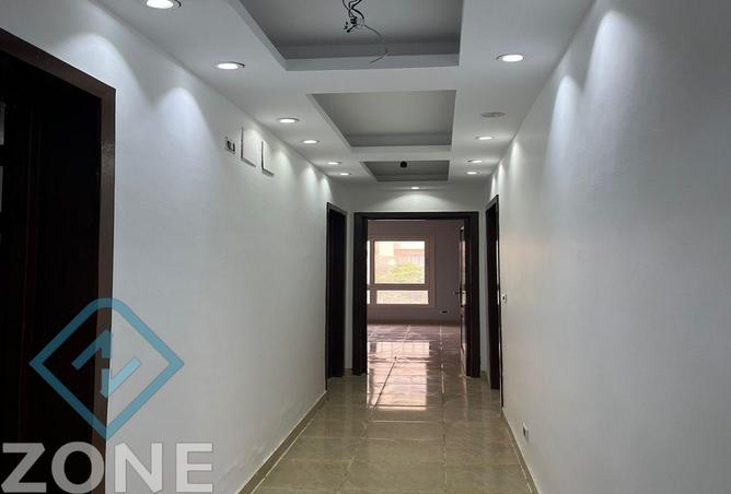 8253363 - Property Image 3