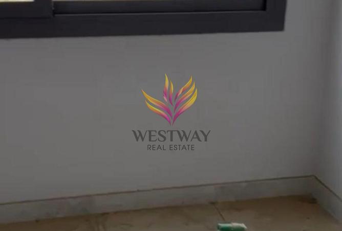 8117666 - Property Image 3