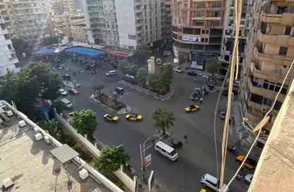 شقة - 3 غرف نوم - 2 حمامات للايجار في شارع ابو قير - جليم - حي شرق - الاسكندرية