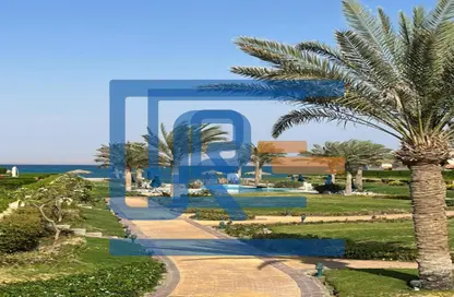 فيلا - 4 غرف نوم - 4 حمامات للبيع في لافيستا جاردنز - لافيستا - العين السخنة - السويس