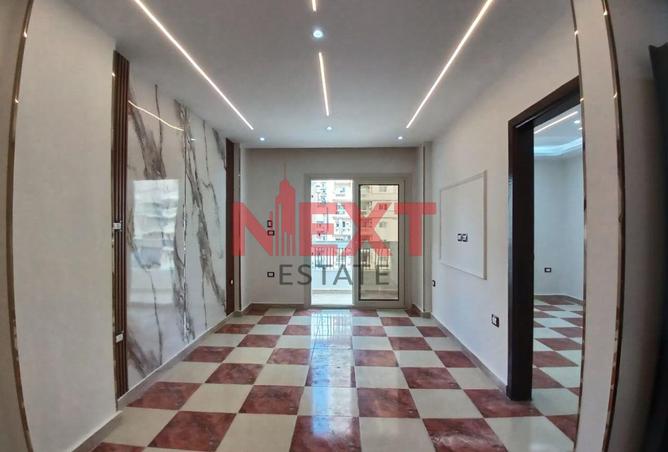 8066073 - Property Main Image