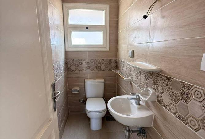 8241780 - Property Image 3