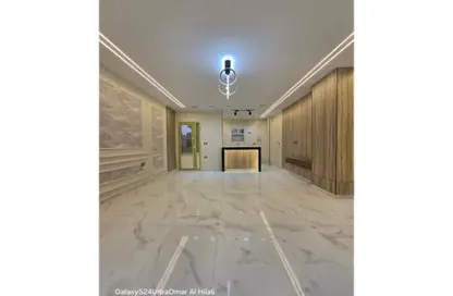 Apartment - 2 Bedrooms - 2 Bathrooms for sale in Hadayek El Ahram - Giza