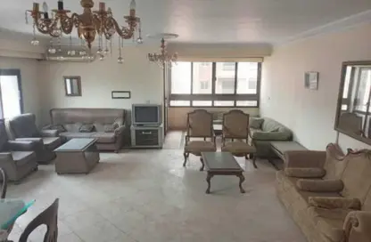 شقة - 3 غرف نوم - 2 حمامات للبيع في شارع السودان - الدقي - الجيزة
