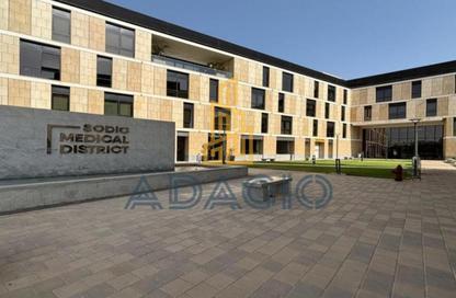 Clinic - Studio - 2 Bathrooms for sale in Sodic West - Sheikh Zayed Compounds - Sheikh Zayed City - Giza