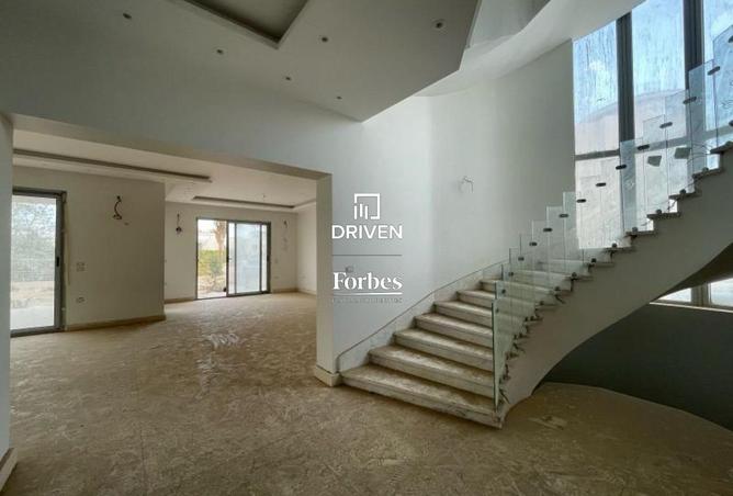 8186618 - Property Image 3