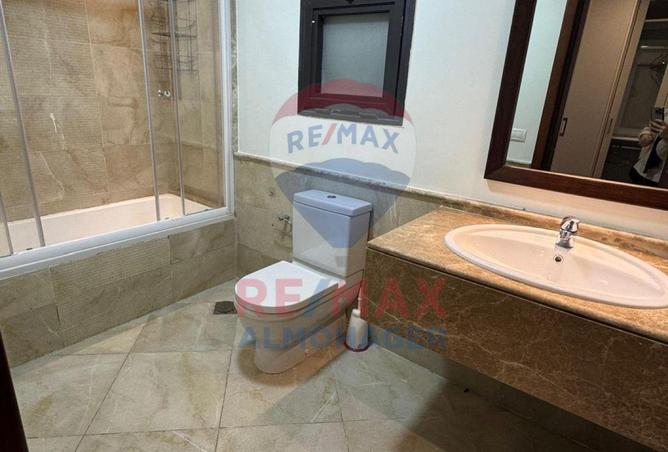 8015434 - Property Image 2
