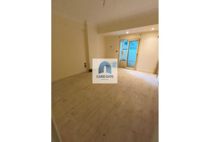 8224353 - Property Main Image