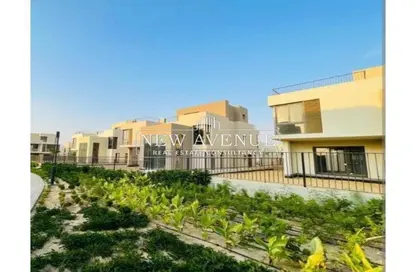 Apartment - 2 Bedrooms - 2 Bathrooms for sale in Sodic East - 6th District - New Heliopolis - Cairo