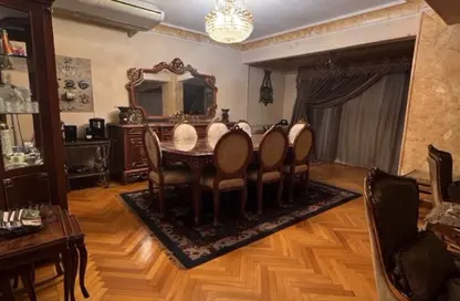 Apartment - 3 Bedrooms - 2 Bathrooms for sale in Mohamed Hassan Al Gamal St. - 6th Zone - Nasr City - Cairo