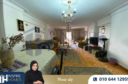 Apartment - 3 Bedrooms - 2 Bathrooms for rent in Kamal Eldin Salah St. - Smouha - Hay Sharq - Alexandria