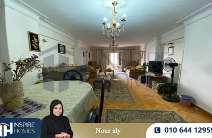شقة - 3 غرف نوم - 2 حمامات للايجار في شارع كمال الدين صلاح - سموحة - حي شرق - الاسكندرية