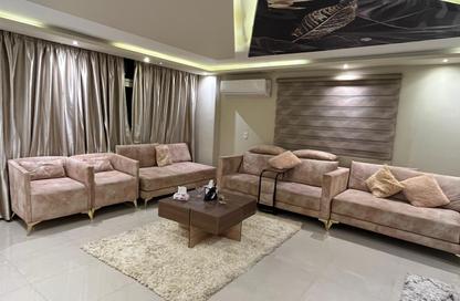 شقة - 3 غرف نوم - 2 حمامات للايجار في المهندسين - الجيزة