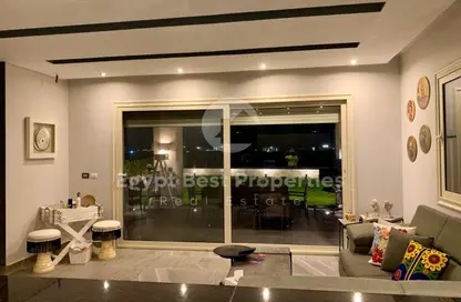 شاليه - 5 غرف نوم - 5 حمامات للبيع في هاسييندا باي - سيدي عبد الرحمن - الساحل الشمالي