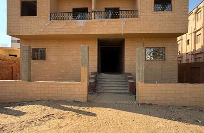 Duplex - 4 Bedrooms - 3 Bathrooms for sale in 1st Neighborhood - 1st District East - Shorouk City - Cairo