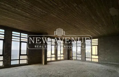 Office Space - Studio - 2 Bathrooms for sale in District 5 - 5th Settlement Compounds - The 5th Settlement - New Cairo City - Cairo