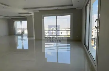 Apartment - 3 Bedrooms - 2 Bathrooms for sale in Hyde Park - New Cairo City - Cairo