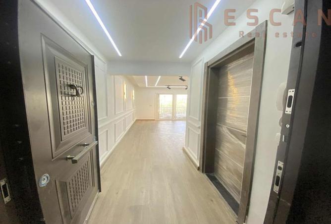 8373223 - Property Image 2