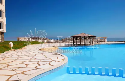 Chalet - 2 Bedrooms - 3 Bathrooms for sale in Blue Blue - Al Ain Al Sokhna - Suez