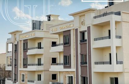 Apartment - 3 Bedrooms - 2 Bathrooms for sale in North Rehab - New Cairo City - Cairo