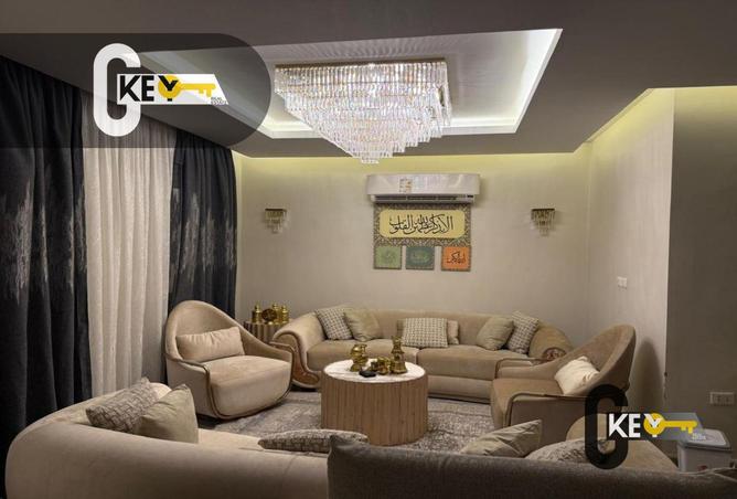 8274280 - Property Main Image