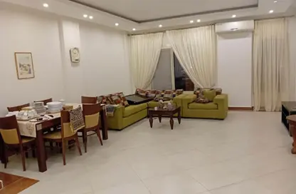 شقة - 2 غرف نوم - 1 حمام للايجار في شارع زيزينيا - المستثمرين الجنوبية - مدينة القاهرة الجديدة - القاهرة