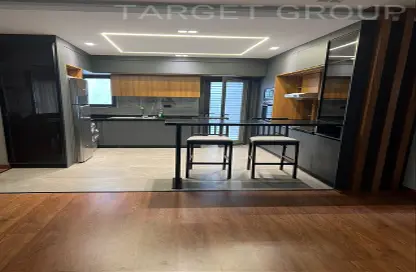 Apartment - 2 Bedrooms - 2 Bathrooms for sale in Lake View - 5th Settlement Compounds - The 5th Settlement - New Cairo City - Cairo