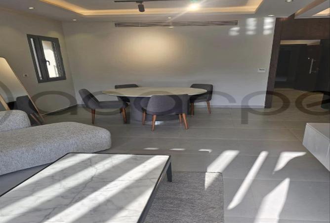 8328521 - Property Image 2