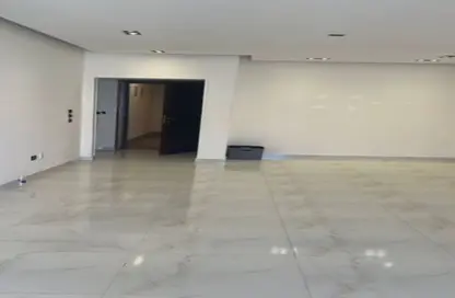 شقة - 2 غرف نوم - 2 حمامات للايجار في ريجينتس بارك - حى الاندلس - مدينة القاهرة الجديدة - القاهرة