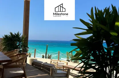 Chalet - 2 Bedrooms - 2 Bathrooms for sale in Jefaira - Ras Al Hekma - North Coast