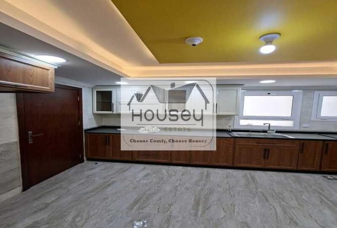 8021769 - Property Image 3