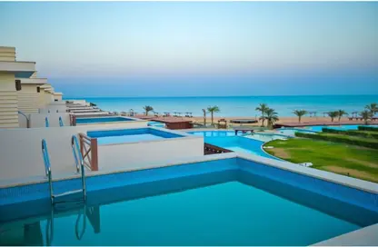 Villa - 5 Bedrooms - 4 Bathrooms for sale in Blue Blue - Al Ain Al Sokhna - Suez